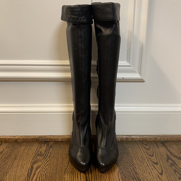 Max Studio Women's Malta Boot - Picture 5 of 6